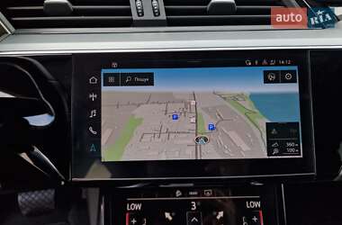 Позашляховик / Кросовер Audi e-tron Sportback 2021 в 