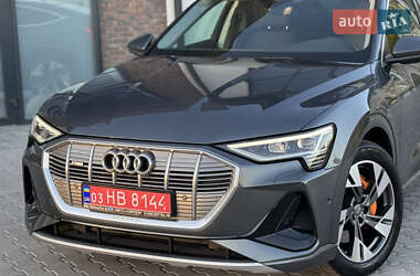 Позашляховик / Кросовер Audi e-tron Sportback 2020 в 