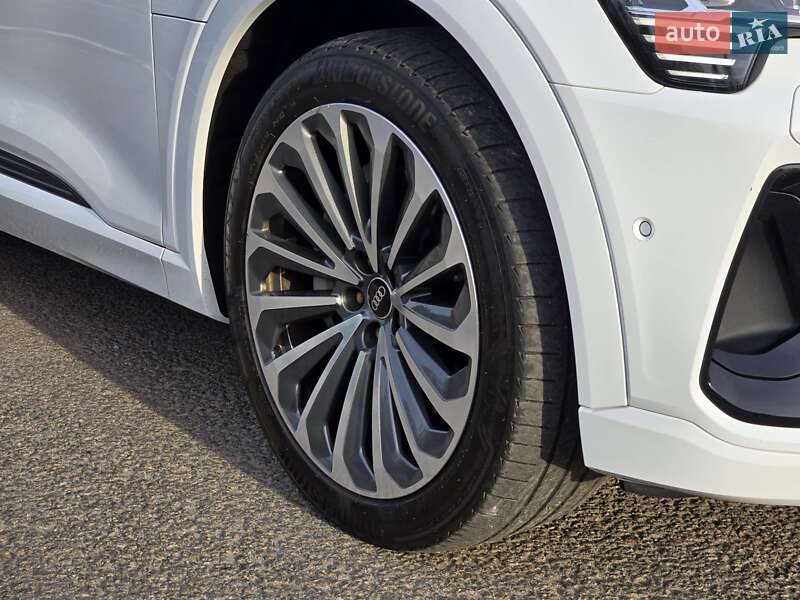 Внедорожник / Кроссовер Audi e-tron Sportback 2022 в Ковеле