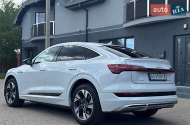 Позашляховик / Кросовер Audi e-tron Sportback 2021 в 