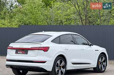 Позашляховик / Кросовер Audi e-tron Sportback 2020 в 