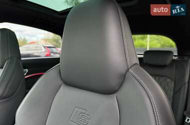 Позашляховик / Кросовер Audi e-tron Sportback 2020 в 