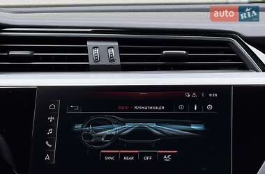 Позашляховик / Кросовер Audi e-tron Sportback 2020 в 