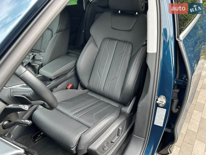 Позашляховик / Кросовер Audi e-tron Sportback 2021 в Києві