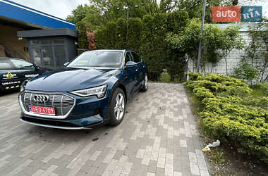 Позашляховик / Кросовер Audi e-tron Sportback 2021 в 