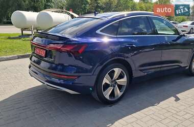 Внедорожник / Кроссовер Audi e-tron Sportback 2022 в 