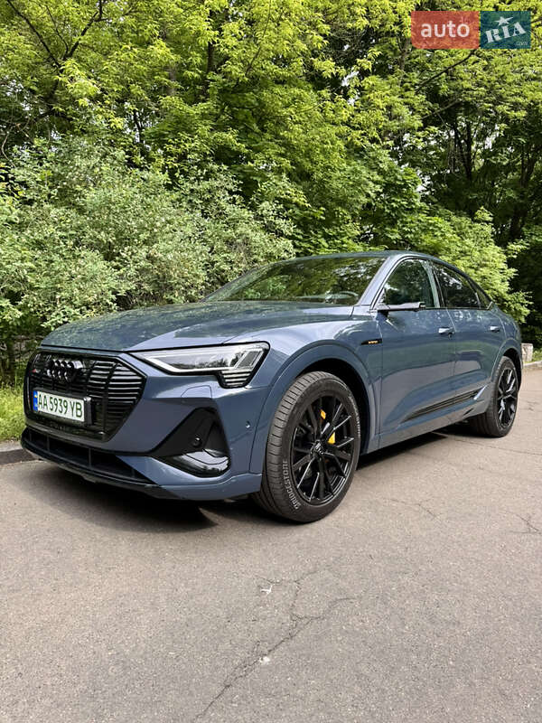 Внедорожник / Кроссовер Audi e-tron Sportback 2020 в Киеве