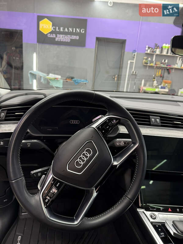 Внедорожник / Кроссовер Audi e-tron Sportback 2020 в Львове фото 12 Внедорожник / Кроссовер Audi e-tron Sportback 2020 в Львове