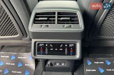 Внедорожник / Кроссовер Audi e-tron Sportback 2020 в 
