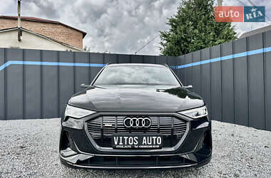 Позашляховик / Кросовер Audi e-tron Sportback 2021 в 