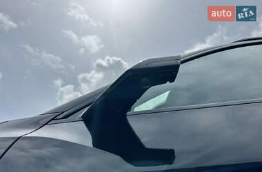 Позашляховик / Кросовер Audi e-tron Sportback 2021 в 