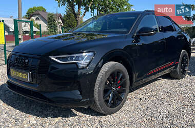 Позашляховик / Кросовер Audi e-tron Sportback 2020 в 