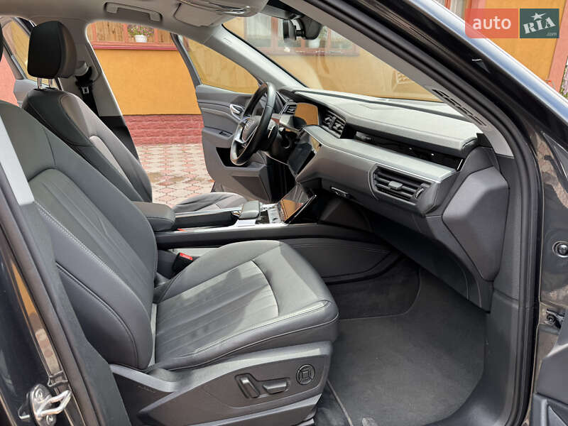 Внедорожник / Кроссовер Audi e-tron Sportback 2020 в Ровно