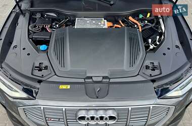 Внедорожник / Кроссовер Audi e-tron Sportback 2021 в 