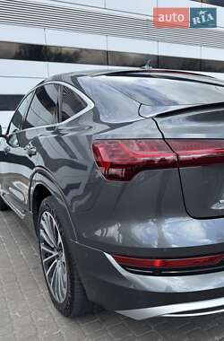 Внедорожник / Кроссовер Audi e-tron Sportback 2021 в 
