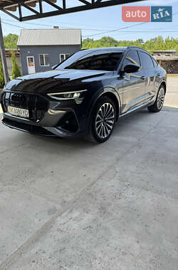 Внедорожник / Кроссовер Audi e-tron Sportback 2021 в 