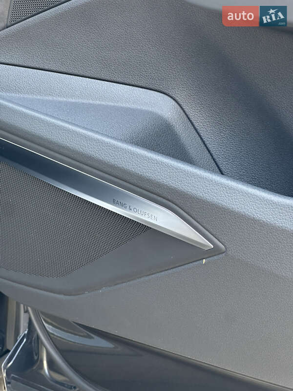 Позашляховик / Кросовер Audi e-tron Sportback 2021 в Чернівцях