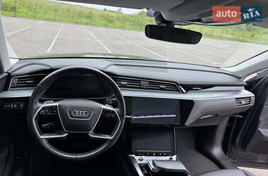 Внедорожник / Кроссовер Audi e-tron Sportback 2020 в 