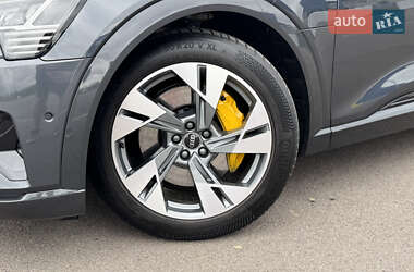 Внедорожник / Кроссовер Audi e-tron Sportback 2020 в 
