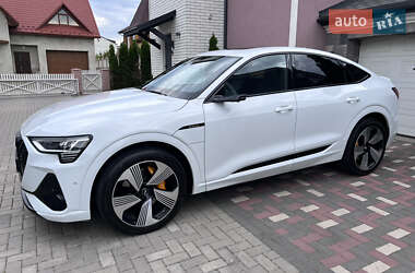 Позашляховик / Кросовер Audi e-tron Sportback 2020 в Чернівцях