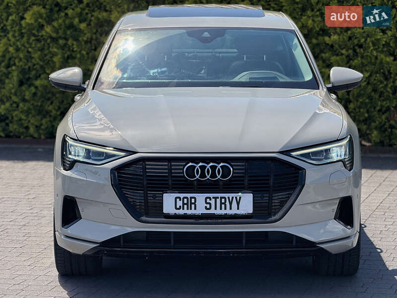 Внедорожник / Кроссовер Audi e-tron Sportback 2020 в Стрые