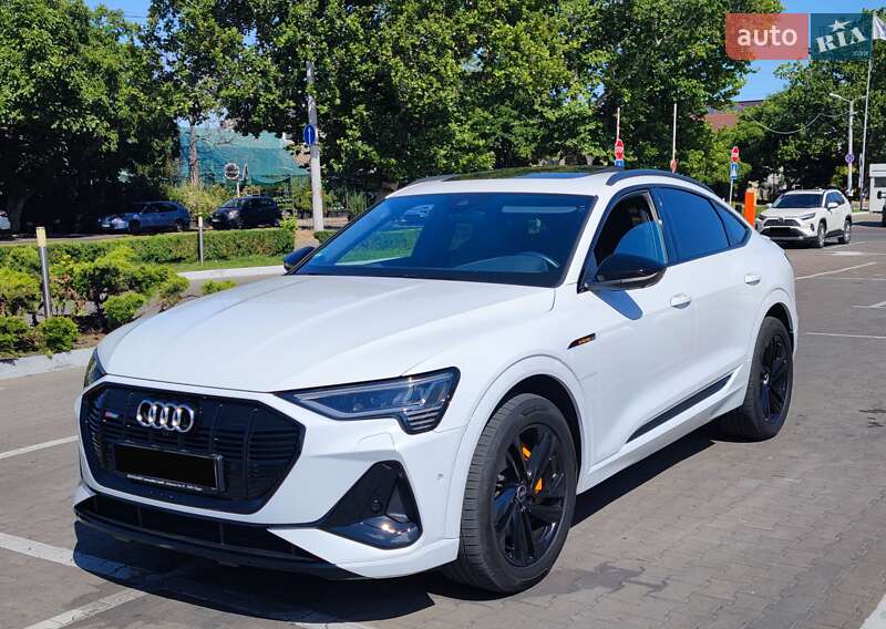 Внедорожник / Кроссовер Audi e-tron Sportback 2020 в Одессе