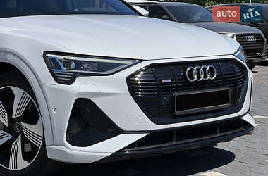 Внедорожник / Кроссовер Audi e-tron Sportback 2020 в 