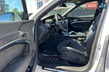 Внедорожник / Кроссовер Audi e-tron Sportback 2020 в 