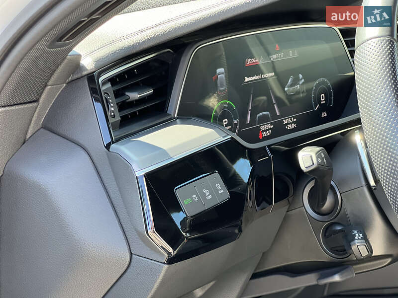 Внедорожник / Кроссовер Audi e-tron Sportback 2020 в Ужгороде