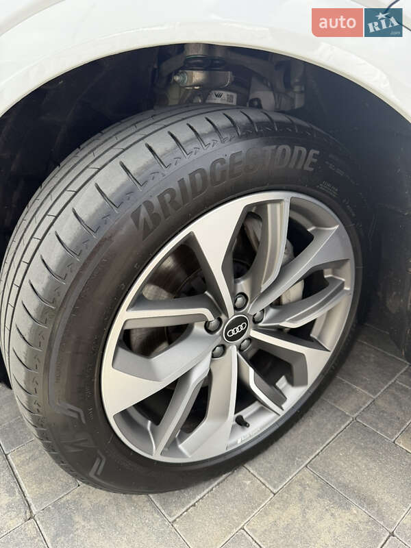 Позашляховик / Кросовер Audi e-tron Sportback 2020 в Луцьку