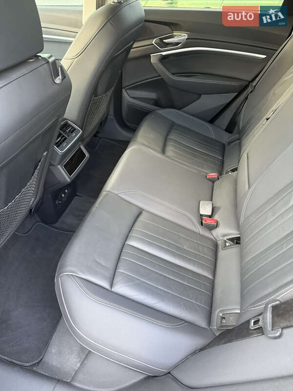 Внедорожник / Кроссовер Audi e-tron Sportback 2020 в Луцке