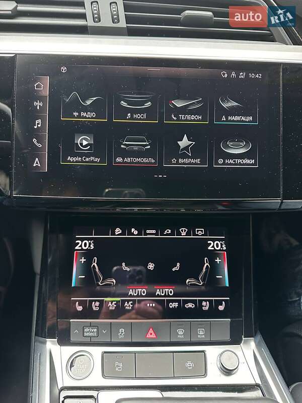 Позашляховик / Кросовер Audi e-tron Sportback 2020 в Києві