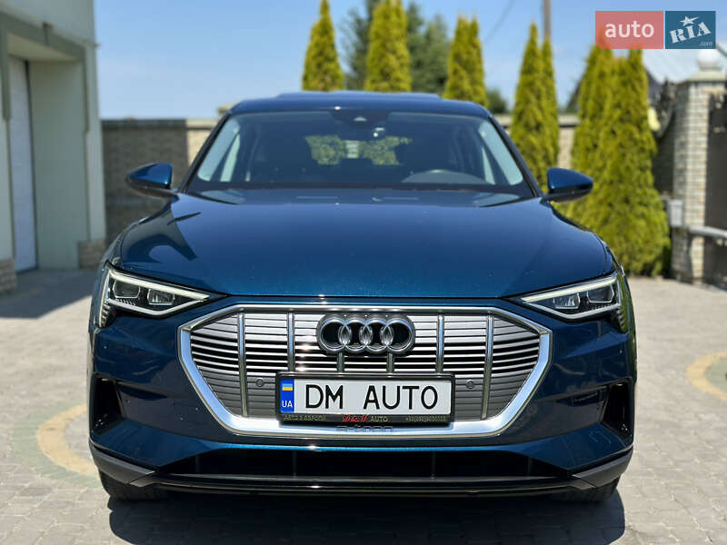 Позашляховик / Кросовер Audi e-tron Sportback 2021 в Тернополі
