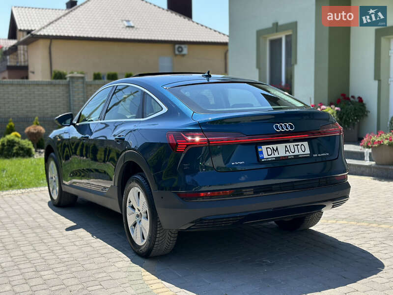 Позашляховик / Кросовер Audi e-tron Sportback 2021 в Тернополі