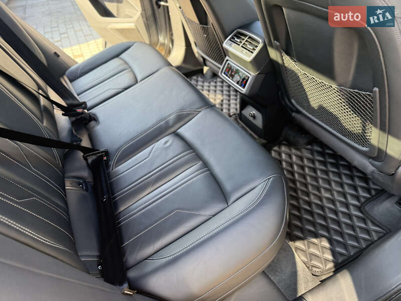 Внедорожник / Кроссовер Audi e-tron Sportback 2020 в Киеве