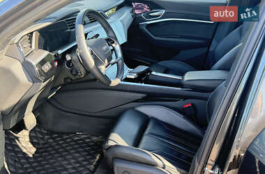 Внедорожник / Кроссовер Audi e-tron Sportback 2020 в 