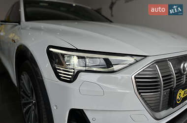 Внедорожник / Кроссовер Audi e-tron Sportback 2020 в 