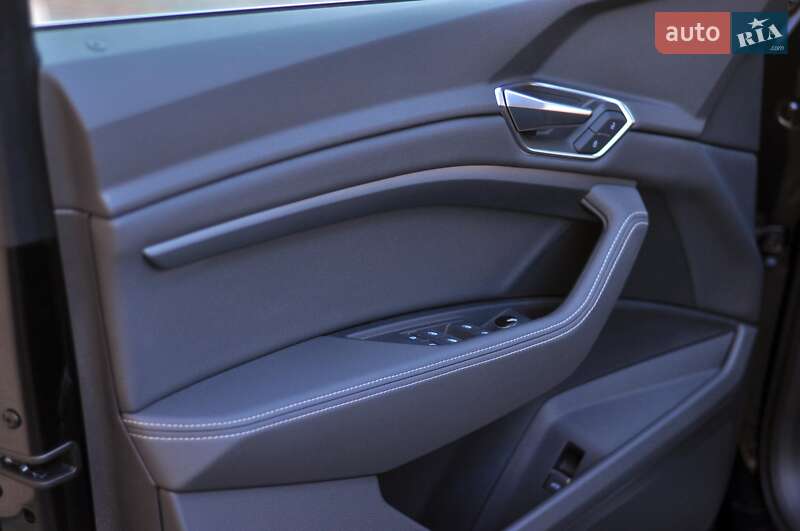 Внедорожник / Кроссовер Audi e-tron Sportback 2023 в Ковеле