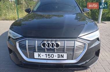 Позашляховик / Кросовер Audi e-tron Sportback 2020 в 