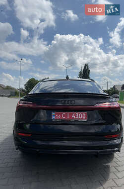 Внедорожник / Кроссовер Audi e-tron Sportback 2023 в 