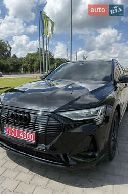 Внедорожник / Кроссовер Audi e-tron Sportback 2023 в 