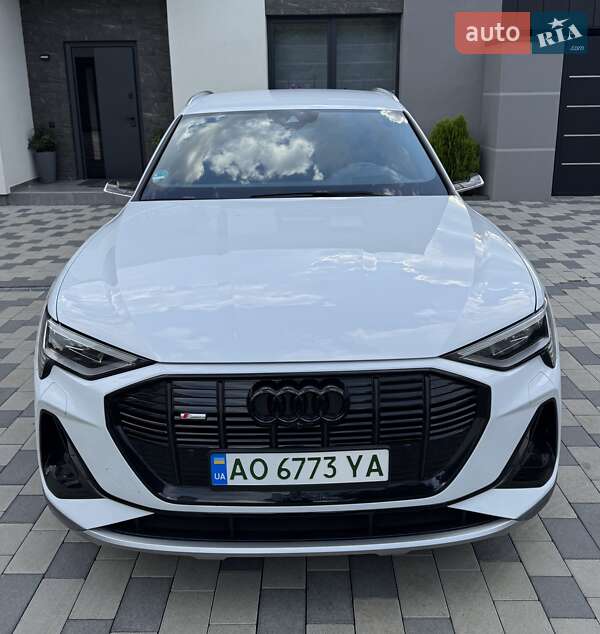 Внедорожник / Кроссовер Audi e-tron Sportback 2022 в Мукачево