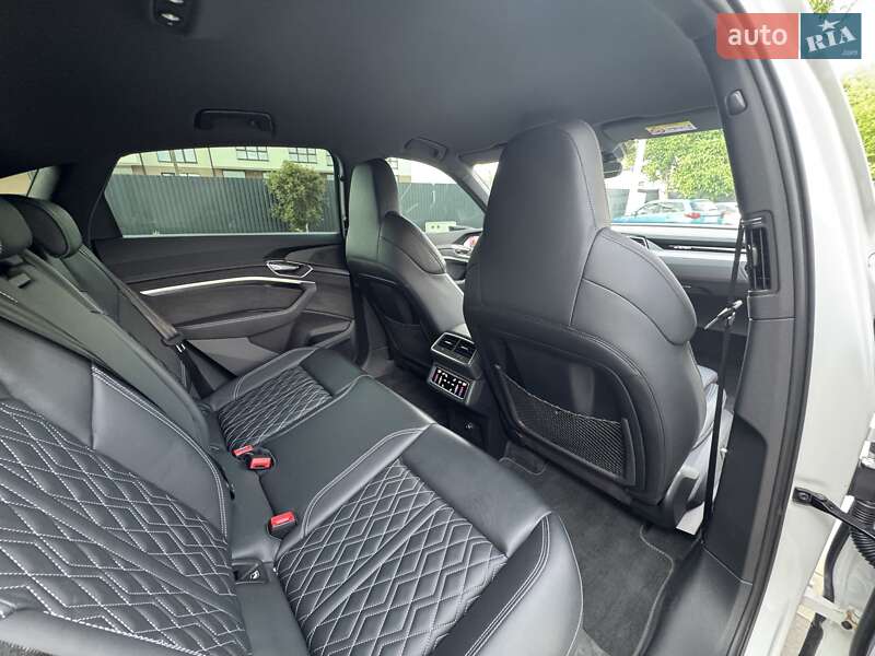 Внедорожник / Кроссовер Audi e-tron Sportback 2022 в Мукачево