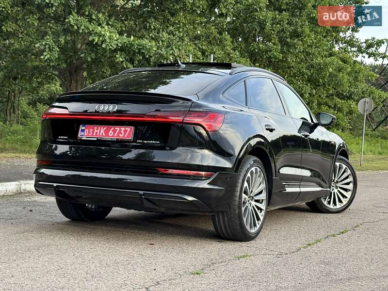 Внедорожник / Кроссовер Audi e-tron Sportback 2021 в Киеве