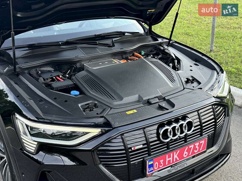 Внедорожник / Кроссовер Audi e-tron Sportback 2021 в Киеве