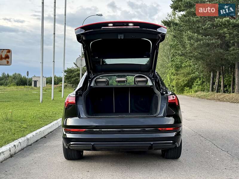 Внедорожник / Кроссовер Audi e-tron Sportback 2021 в Киеве