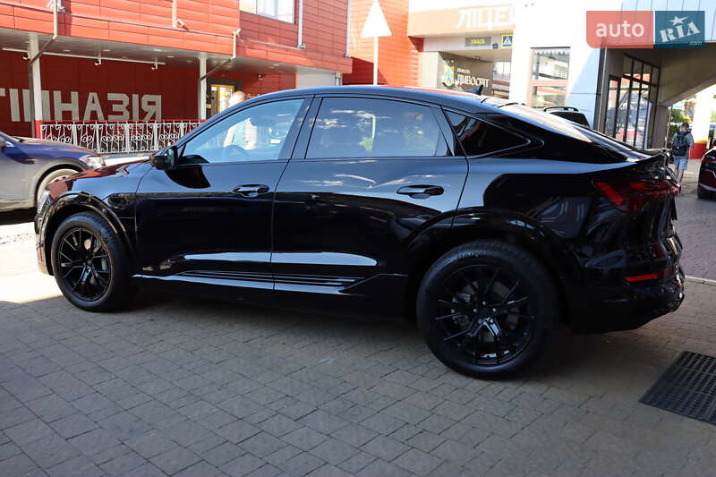 Внедорожник / Кроссовер Audi e-tron Sportback 2022 в Львове