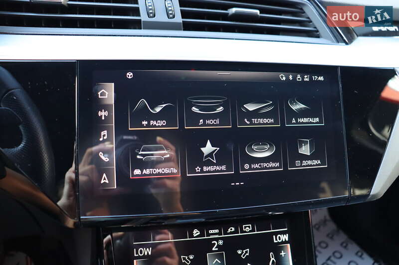 Внедорожник / Кроссовер Audi e-tron Sportback 2022 в Львове