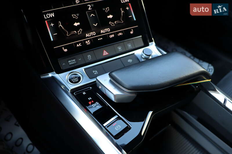 Внедорожник / Кроссовер Audi e-tron Sportback 2022 в Львове