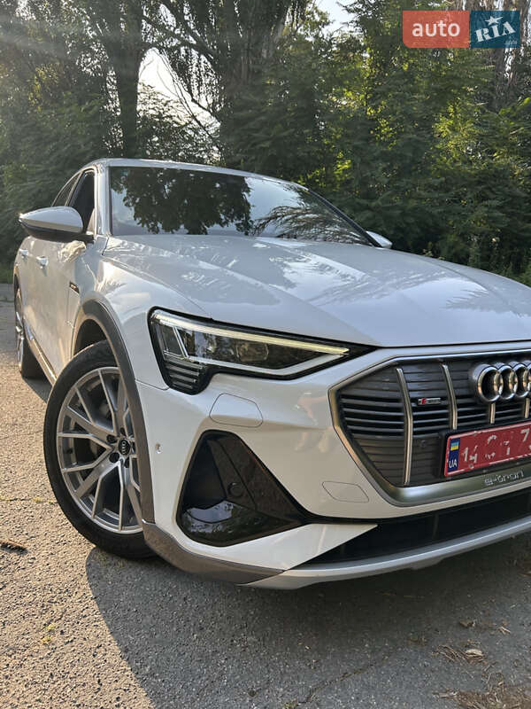 Внедорожник / Кроссовер Audi e-tron Sportback 2020 в Днепре фото 13 Внедорожник / Кроссовер Audi e-tron Sportback 2020 в Днепре